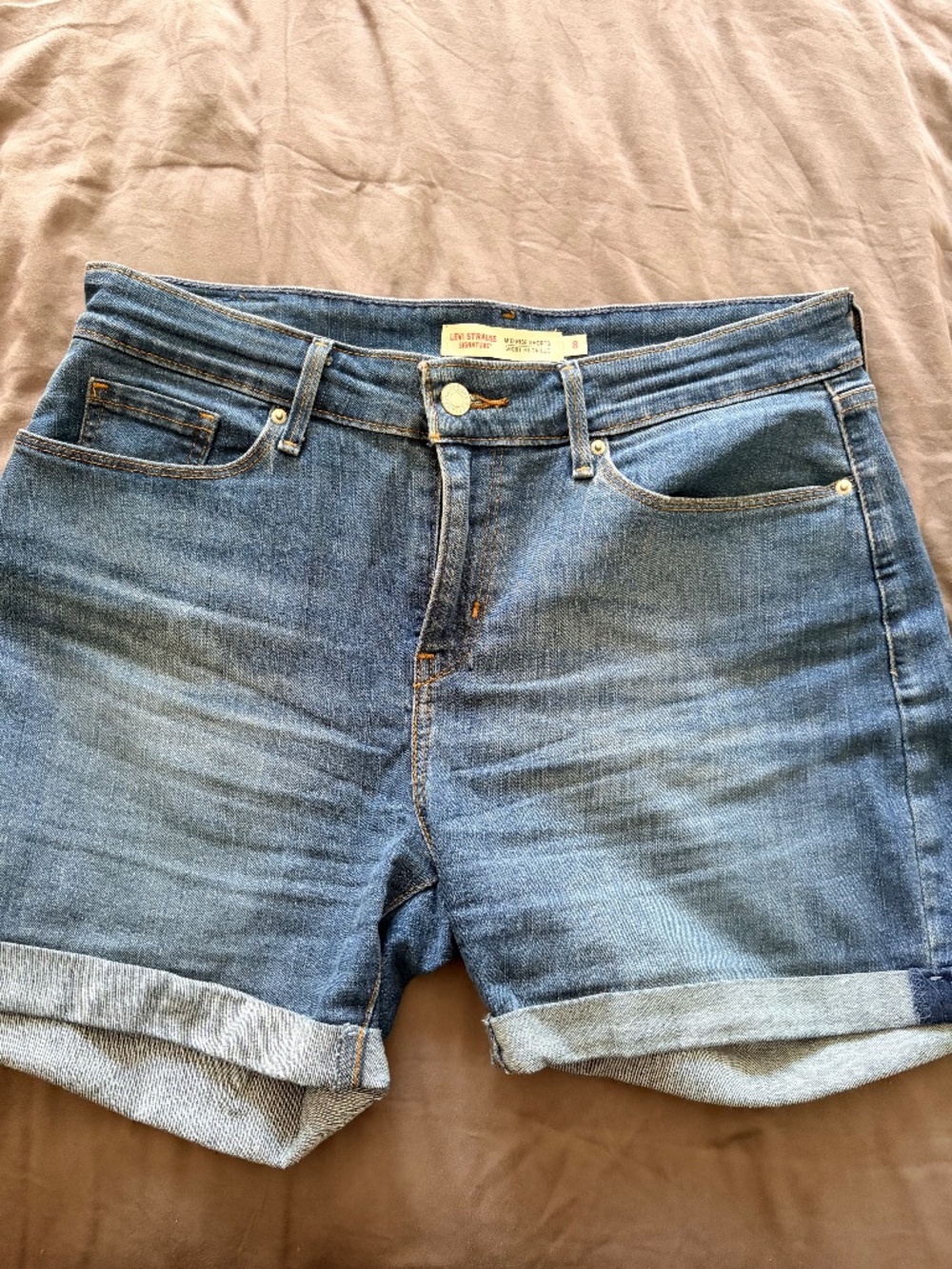 Levis Mid Rise Jean Shorts